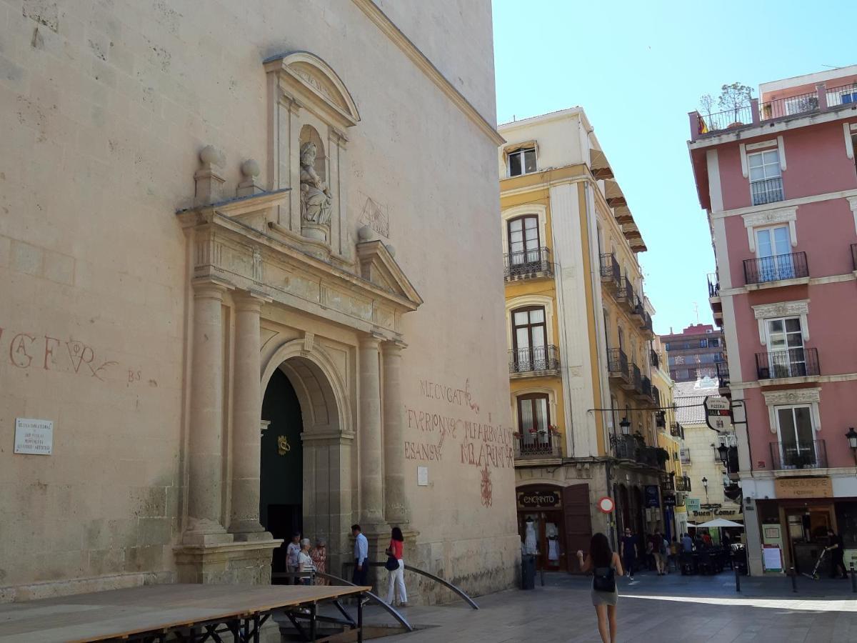 Apartamento Grande - Castillo Santa Barbara Alicante Eksteriør billede